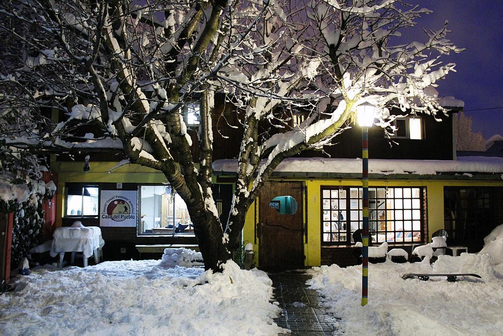 Casa Del Pueblo Hostel Esquel Exterior photo