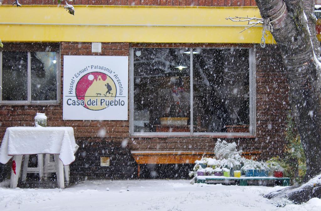 Casa Del Pueblo Hostel Esquel Exterior photo