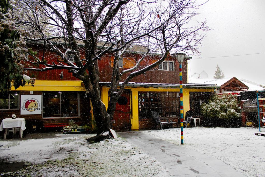 Casa Del Pueblo Hostel Esquel Exterior photo