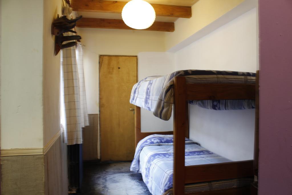 Casa Del Pueblo Hostel Esquel Exterior photo